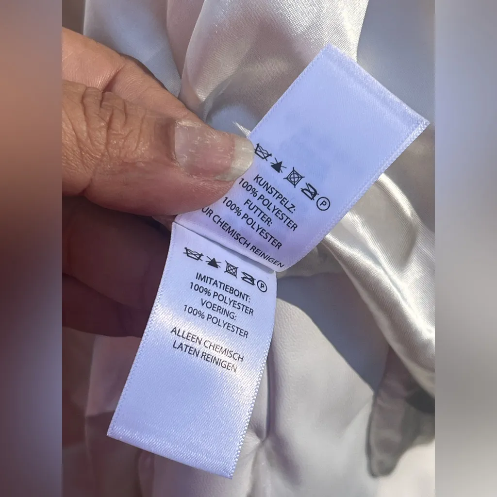 House of Harlow 1960 faux Fur In White Size M - Image 10