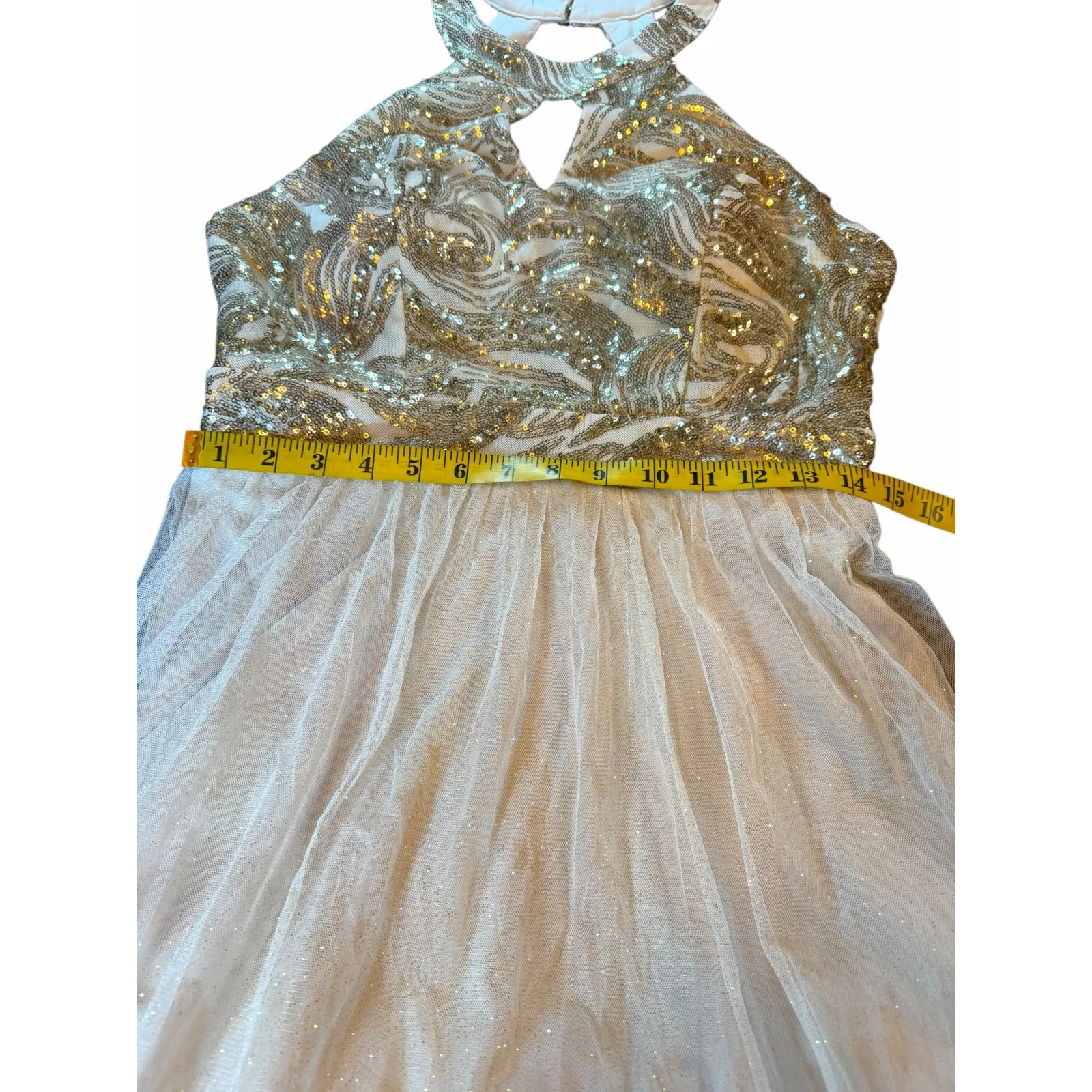 NWT Windsor Gold Sequin Halter Dress - Size 9 - Image 7