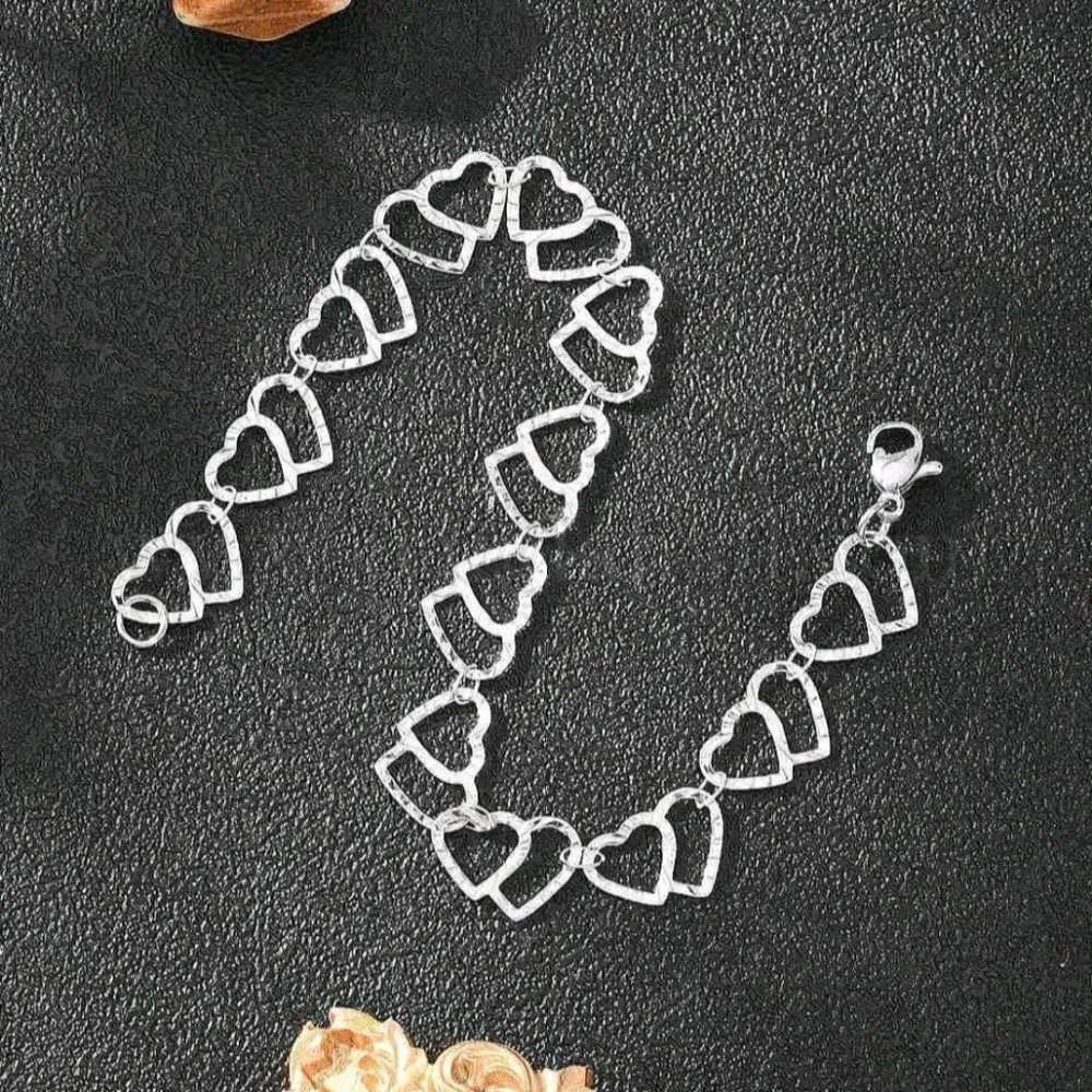 Silver Dainty Heart Link Bracelet - Image 4
