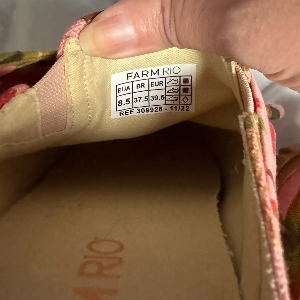 Farm Rio Mango Tree Platform Mules - Image 9