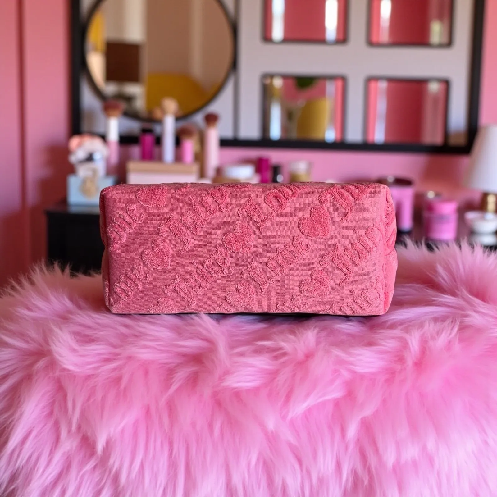 Juicy Couture Pink Love‎ Cosmetic Makeup Bag Heart Travel Toiletry Bottle Y2K - Image 5