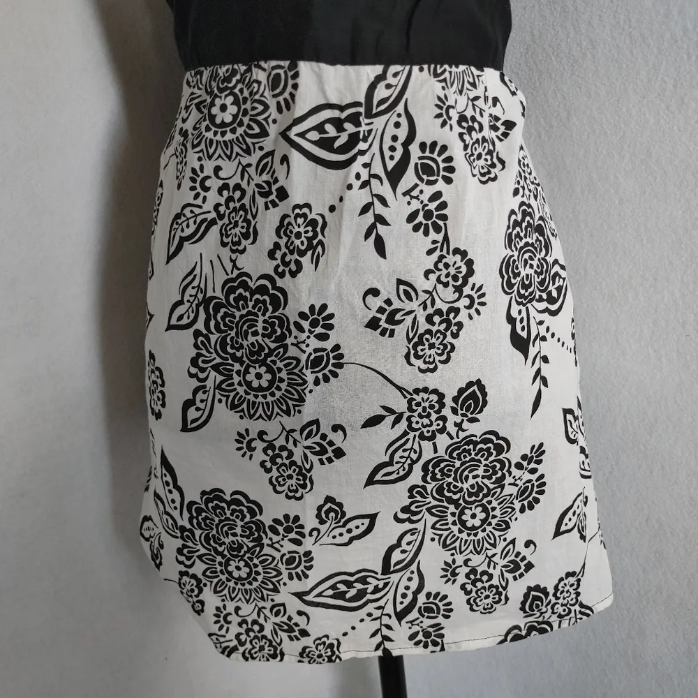 She's Cool Strapless Top - Image 3