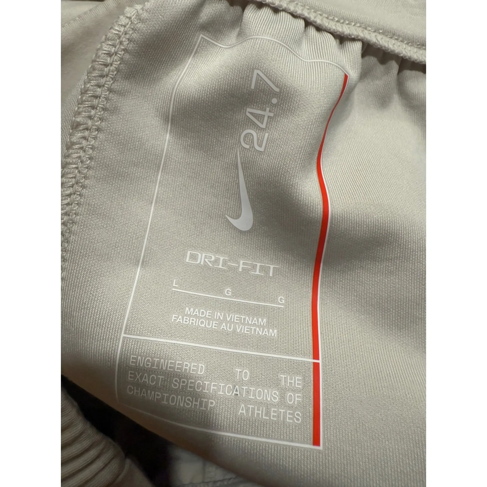 Nike Dri-FIT 24.7 Athletic Shorts Womens Size L Beige Lightweight Sweat Shorts - Image 5