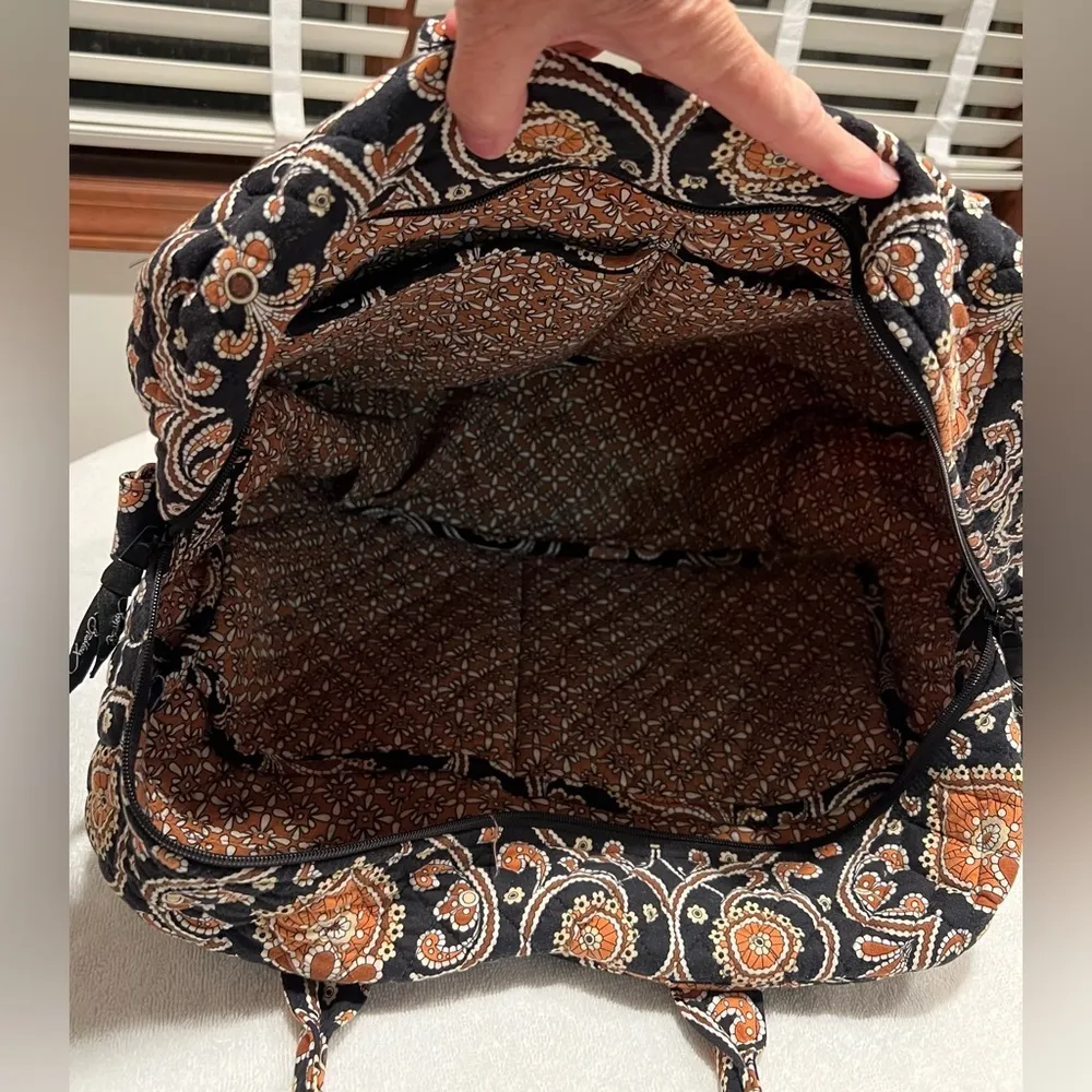 RETIRED:  | Cafe Latte duffel bag - Image 4