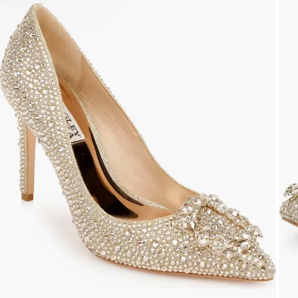 NWOT Badgley Mischka Heels Size 5.5 Cher II Crystal Embellished Pump - Image 2