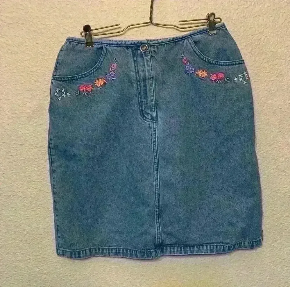Christopher & Banks sz 26 y2k grandmacore embroidery fall 90s floral denim skirt - Image 1