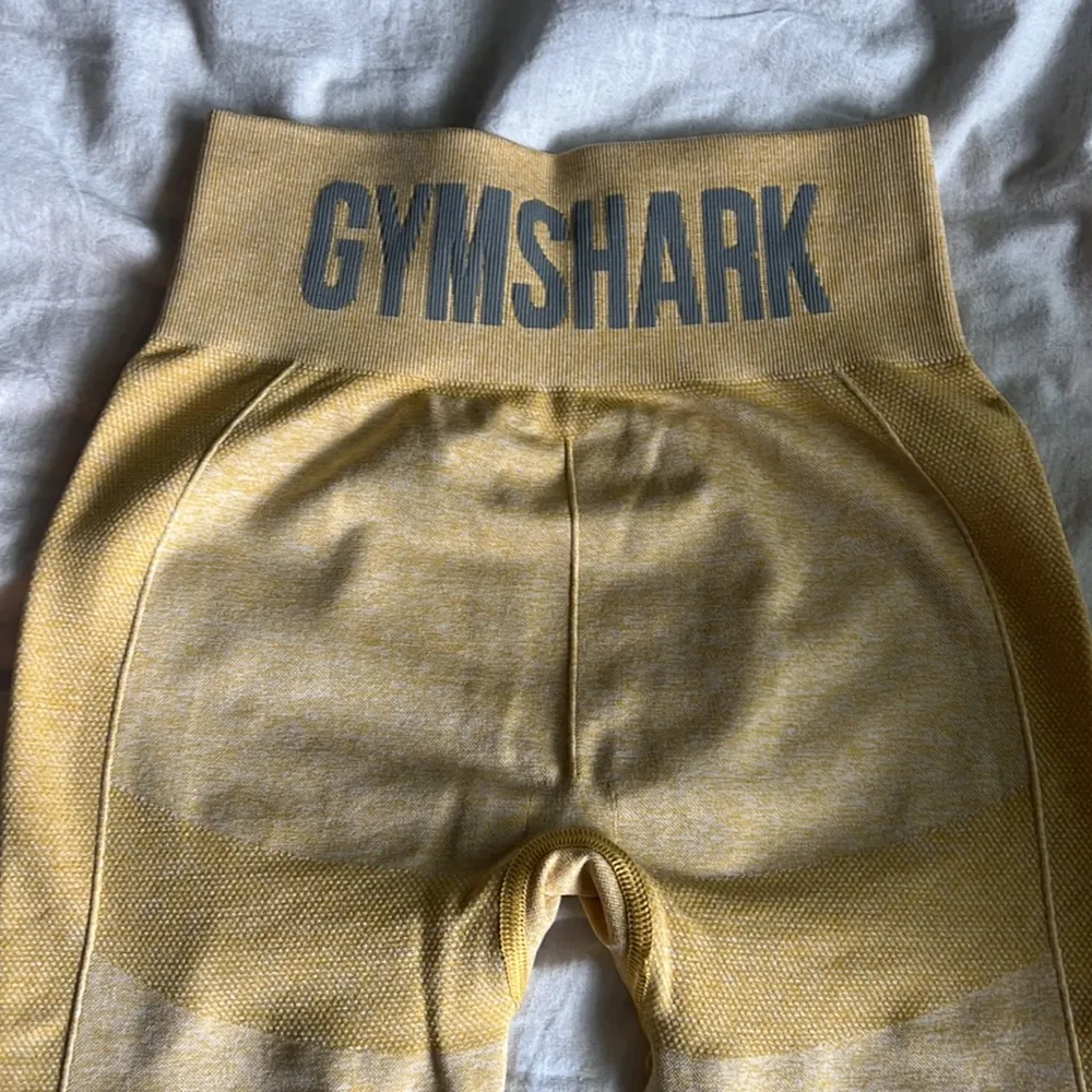 Flex High Waisted Leggings- Yellow Marl- Size Small - Image 6