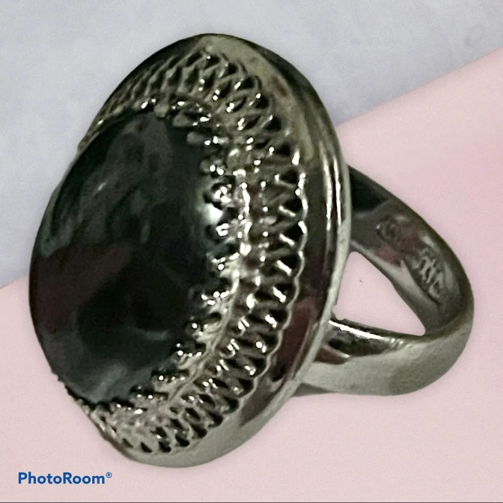 Whiting & Davis Vintage  Hematite stone ring - Image 3