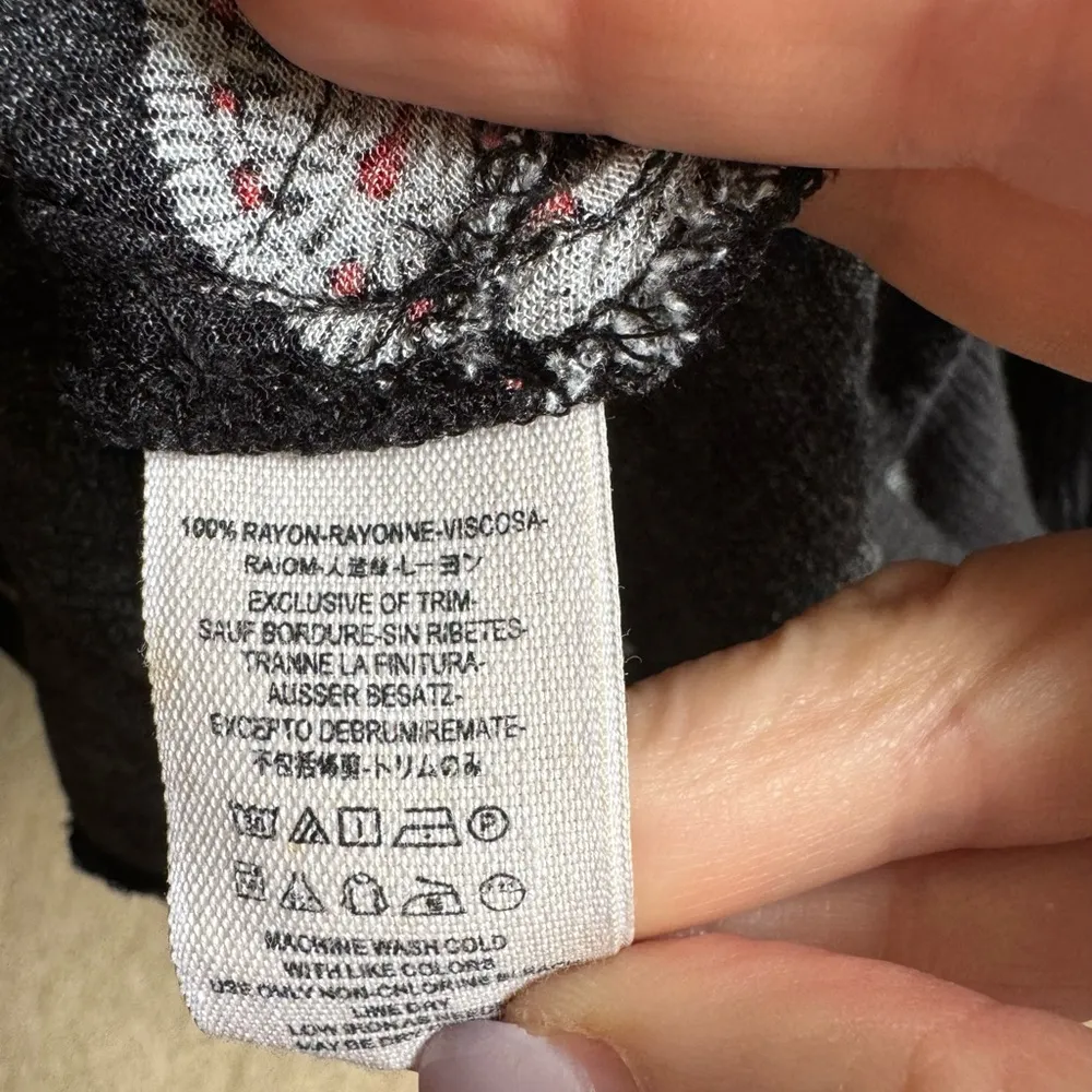 Snap Out of It Sleeveless Tree Swing Tunic Top/Mini Dress in Black - Image 9