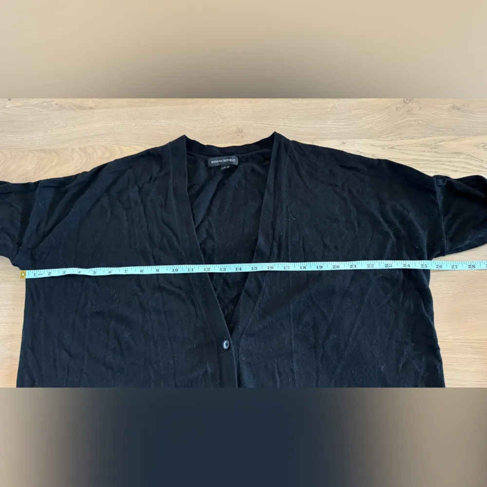 Banana Republic faux leather trim black cardigan size large - Image 6