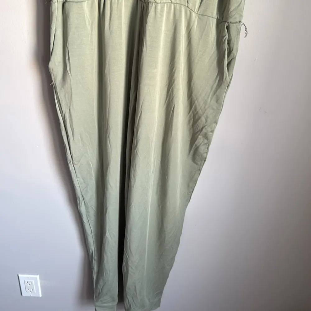 NEW Hatch Jumpsuit Women Large Sage Green The Nurse to Errand Onesie Size undefined - Image 6