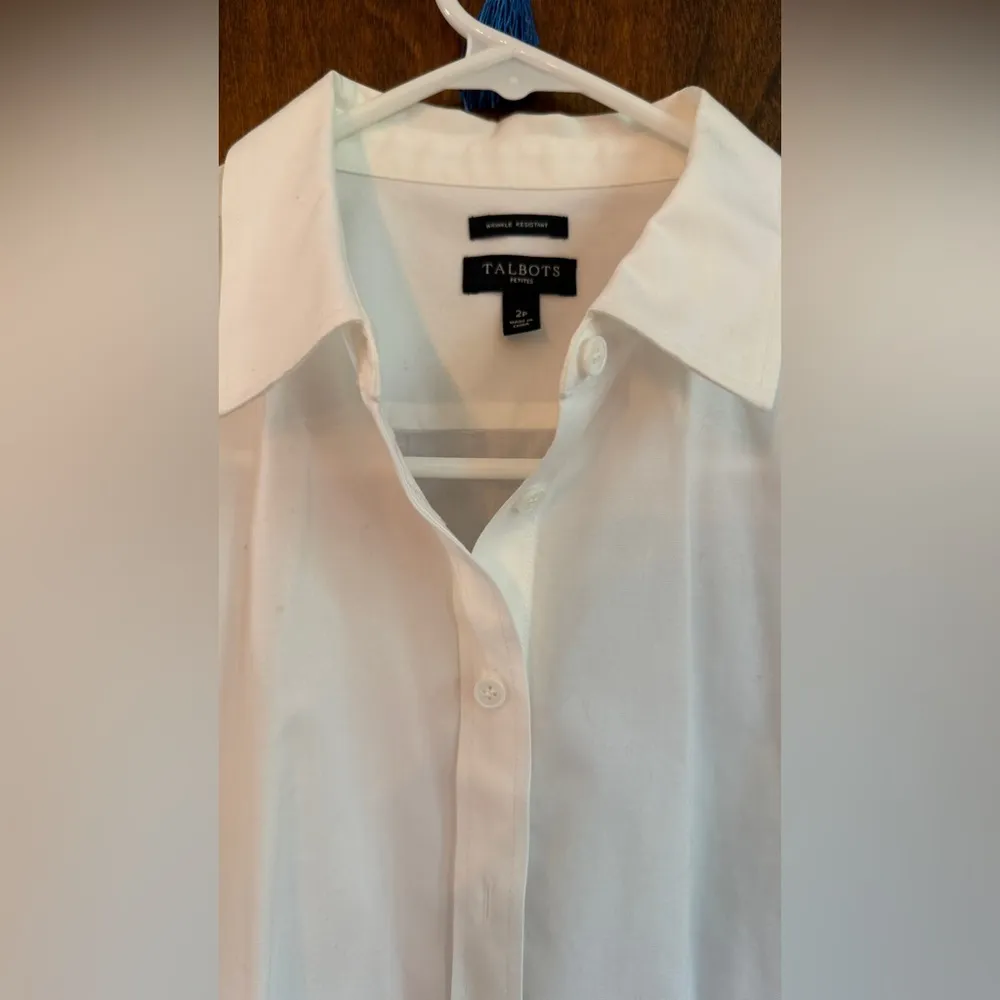 Talbots Classic White Blouse and black blazer. - Image 6