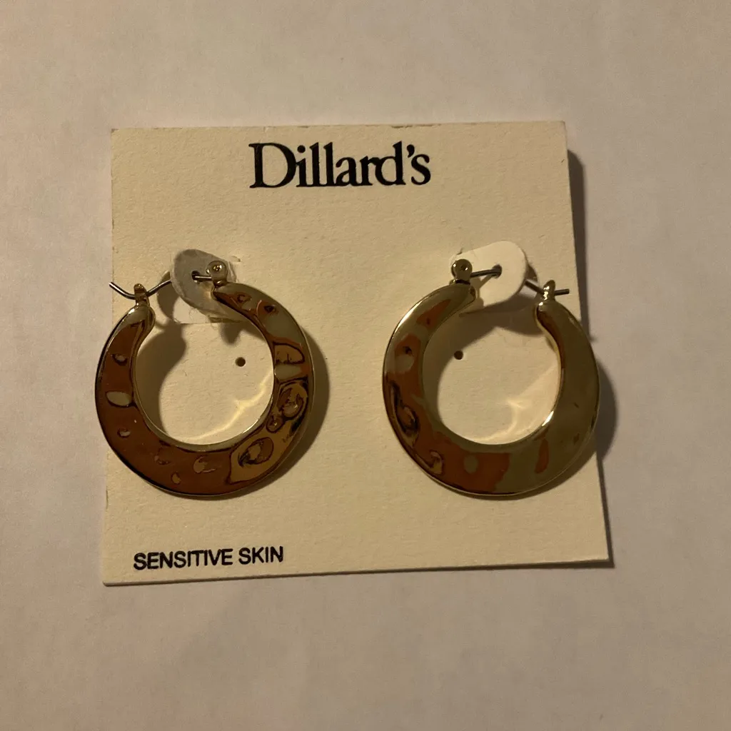 Hammered Style Gold Color Hoop Earrings for Sensitive Skin. 1” across - Image 2