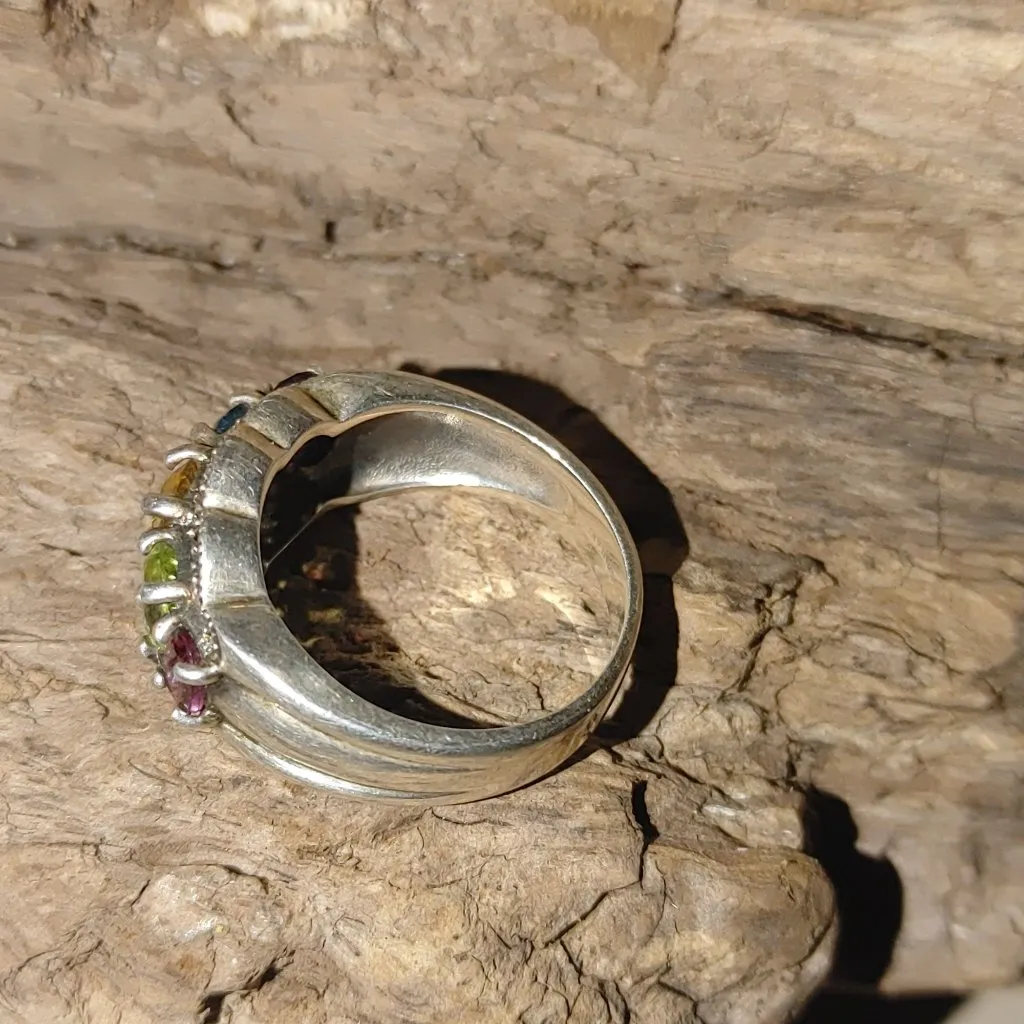 Vintage Marcasite Sterling Silver 925 Ring Prong Multi Colored Gemstones Stamped - Image 7