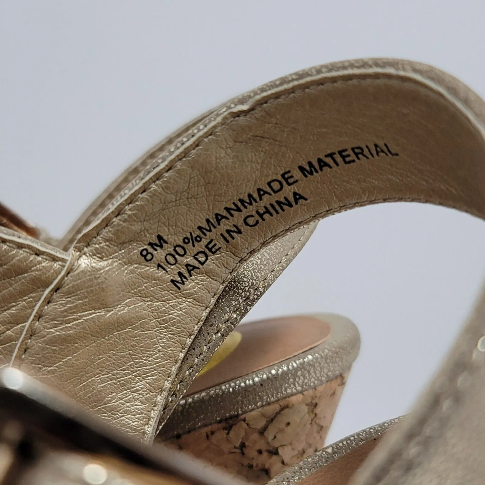 Womens Metallic Gold Glossy Open Toe Buckle Slingback Wedge Heel Sandals Size 8M - Image 6