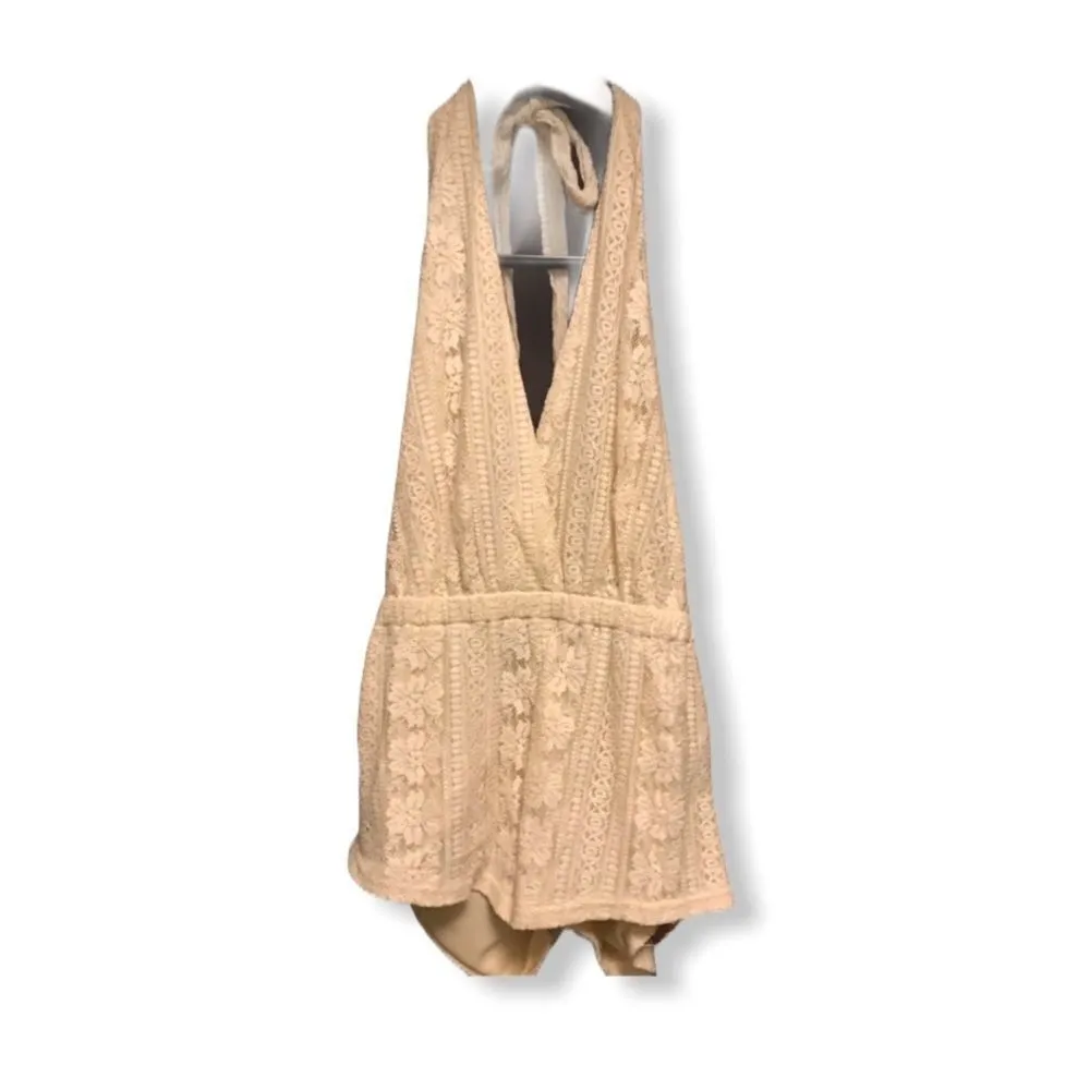 Stella Laguna Beach‎ Halter Shorts Romper - Image 9