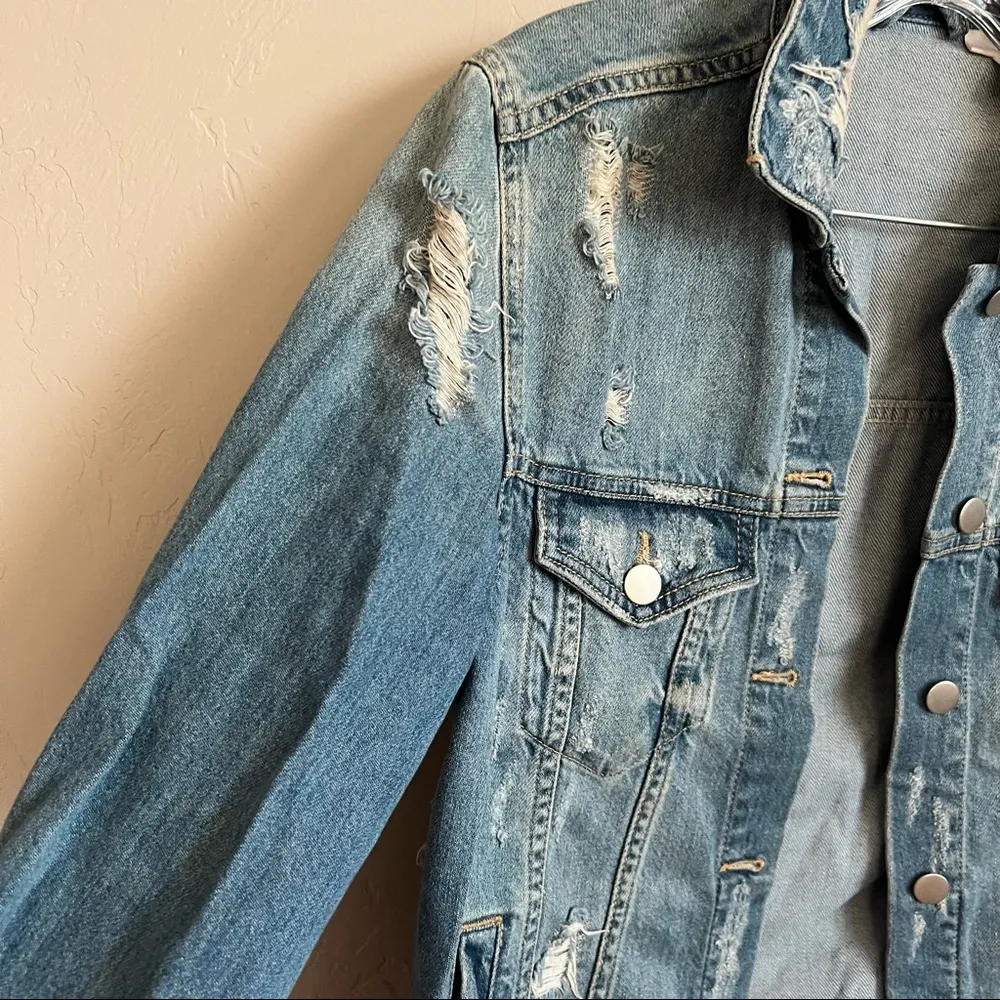 Super Distressed Soft Denim Trucker Jacket - Image 12