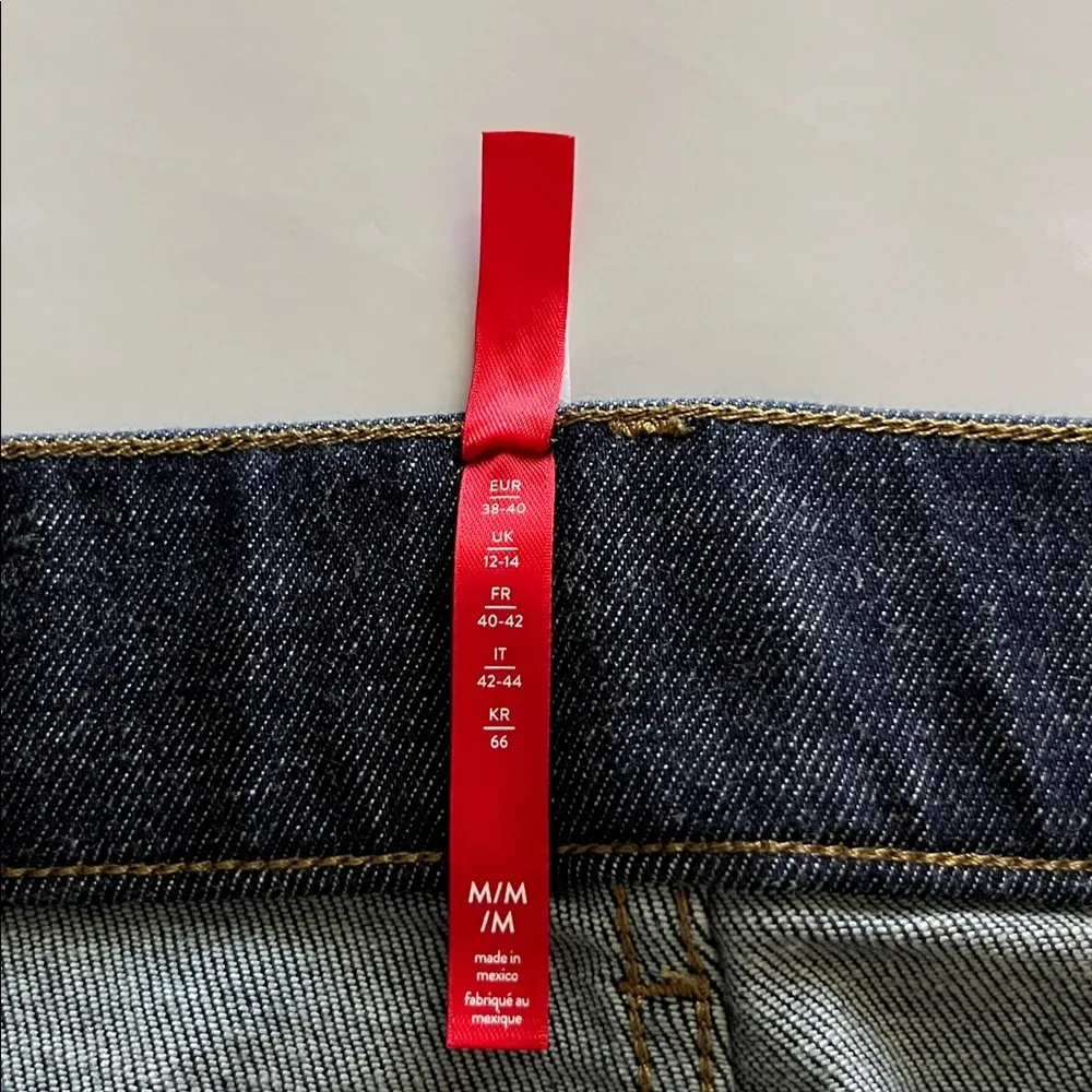 Spanx Pull On Pintuck Flare Jeans High Rise NWT Size M - Image 13