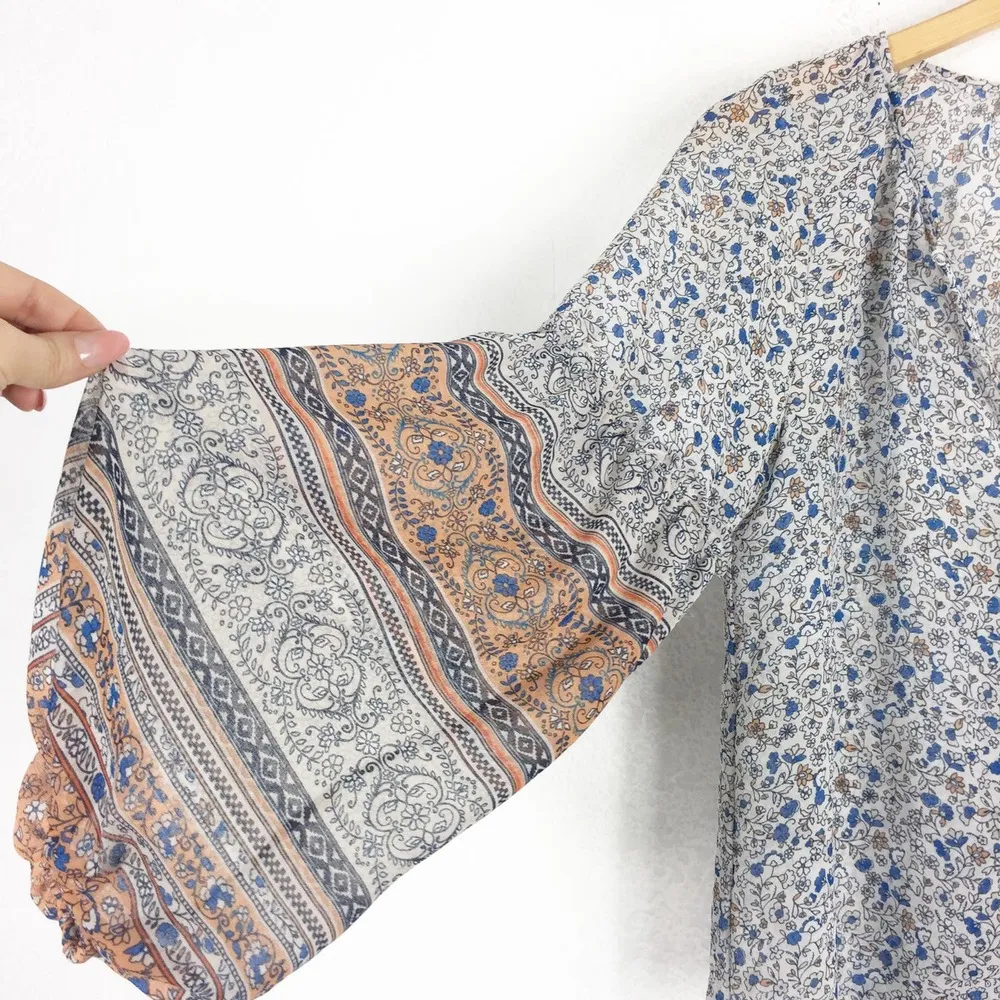 Misa Los Angeles Blue Floral Balloon Sleeve Blouse Size XS Boho Tribal - Image 9