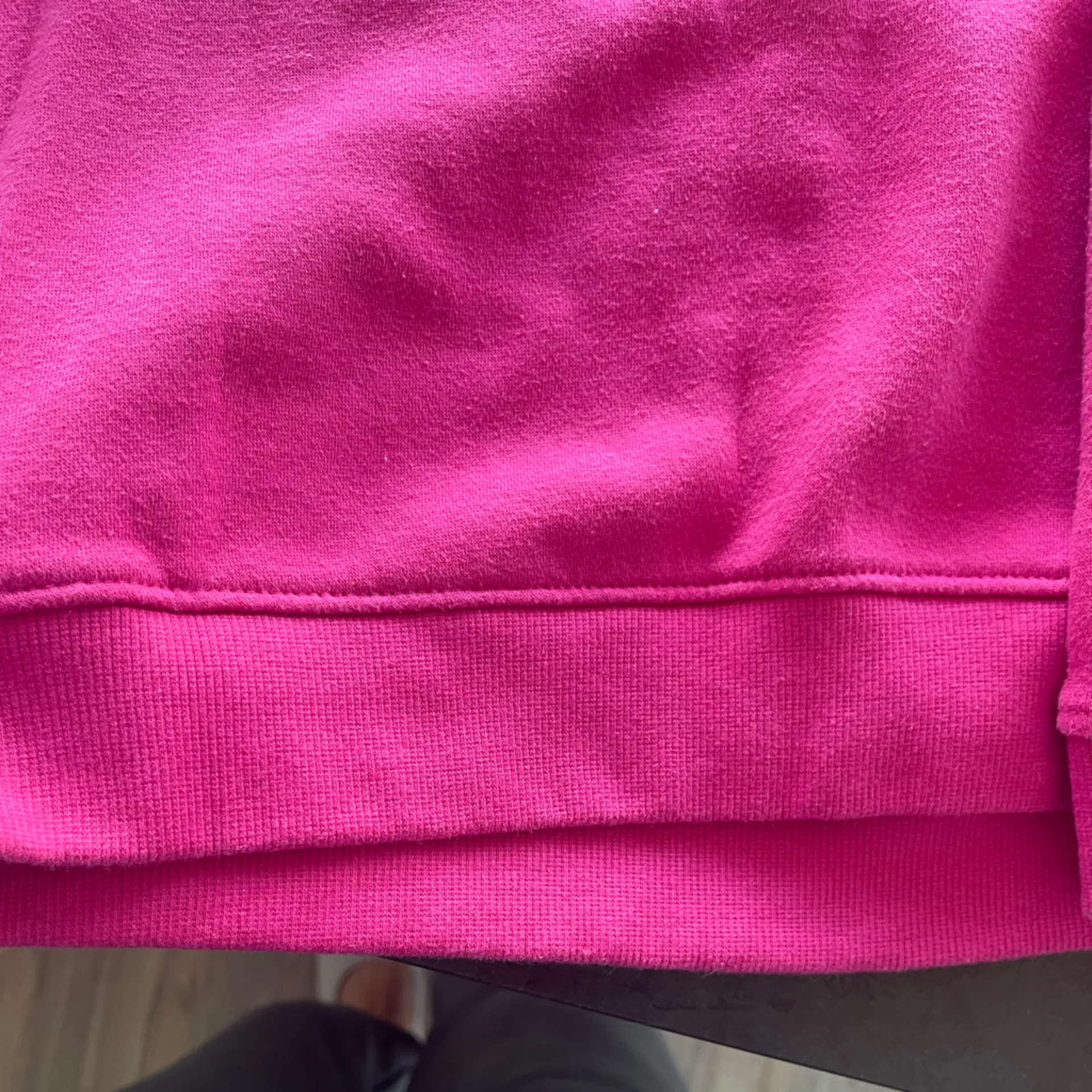 PLT FUCHSIA SWEATER SMALL - Image 7