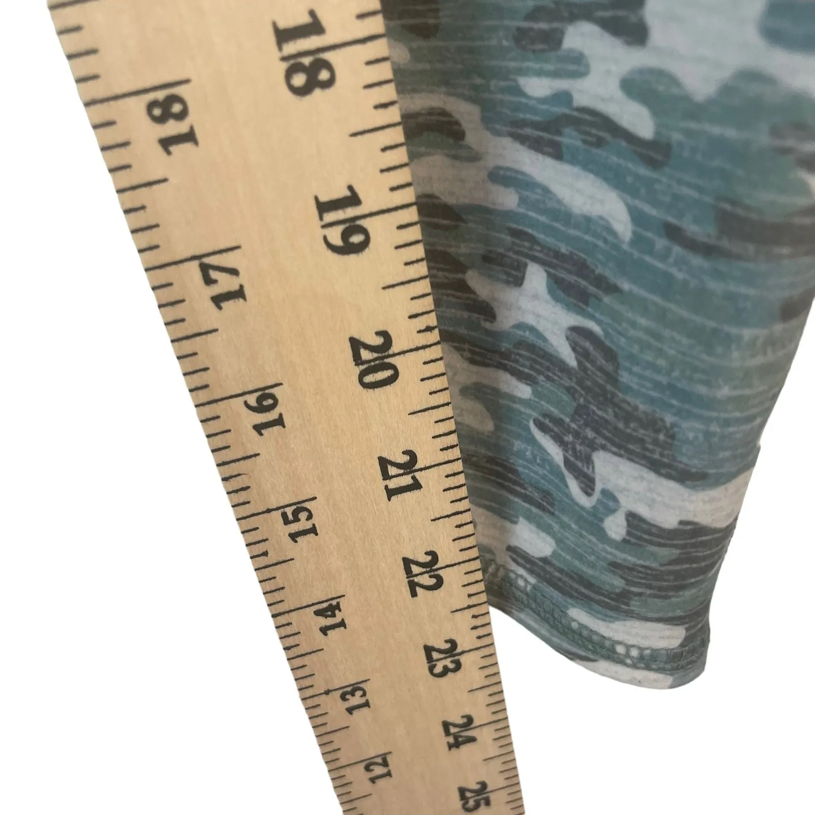 Cardio Works Women's Size Medium Light Green‎ Camo Activewear Leggings Green - Image 9