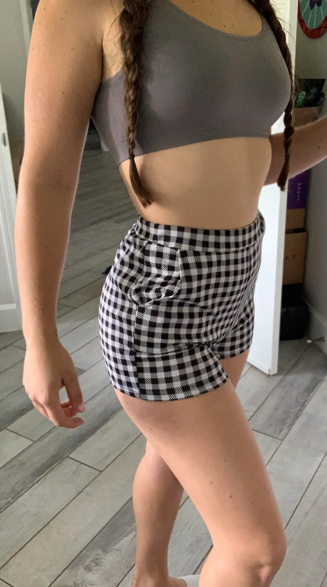 Checker Shorts Size M - Image 2