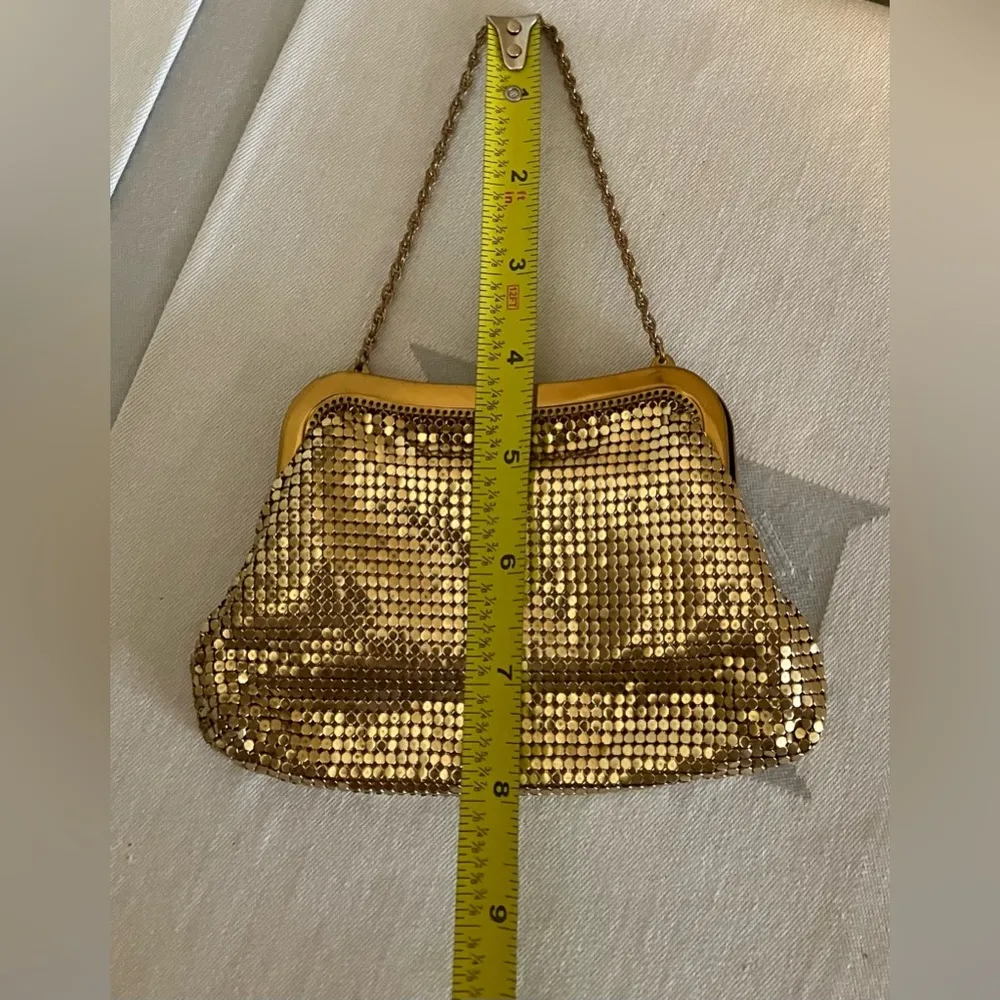 Vintage Whiting & Davis Metallic Gold Mesh Evening Bag Clutch Coin Purse USA - Image 9