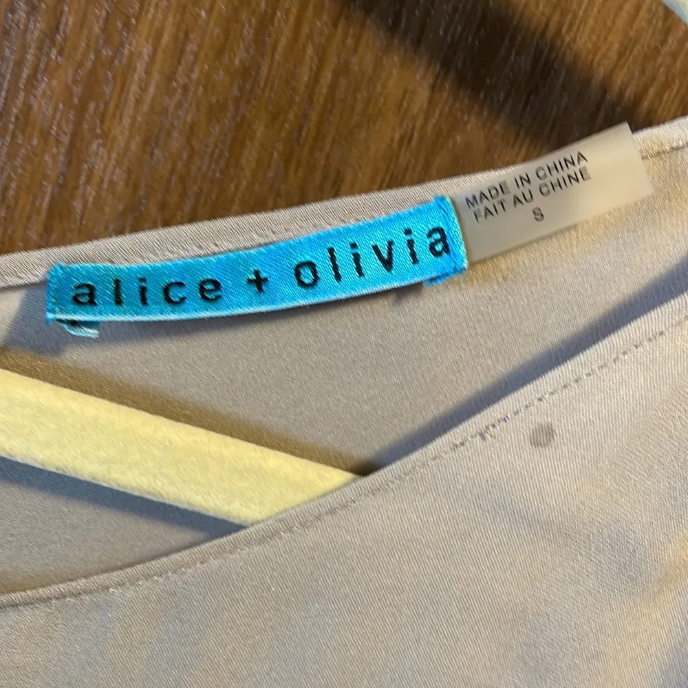 Alice and Olivia silk top - Image 5