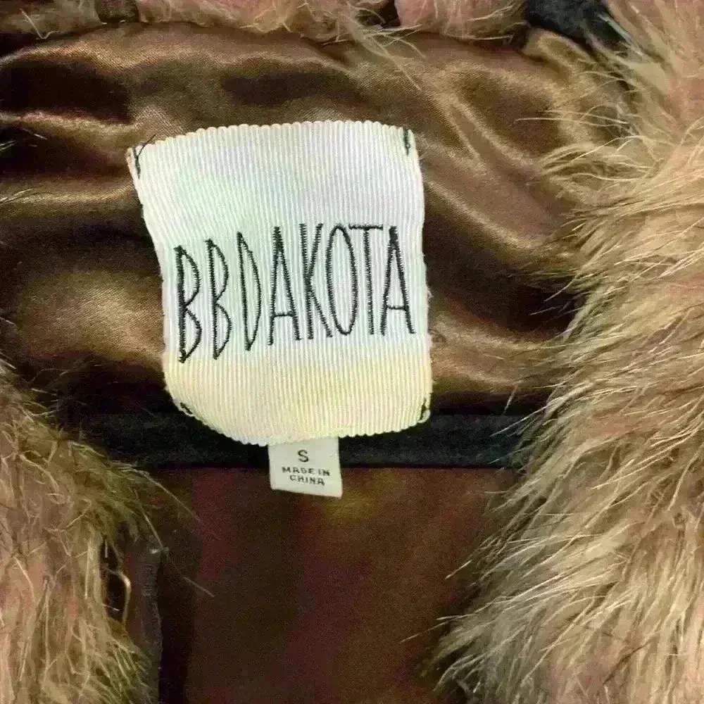 BB Dakota faux fur vest sz S fall winter old money preppy - Image 2