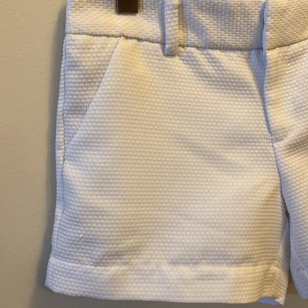 CALVIN KLEIN | Women’s White Shorts Size 4 - Image 3