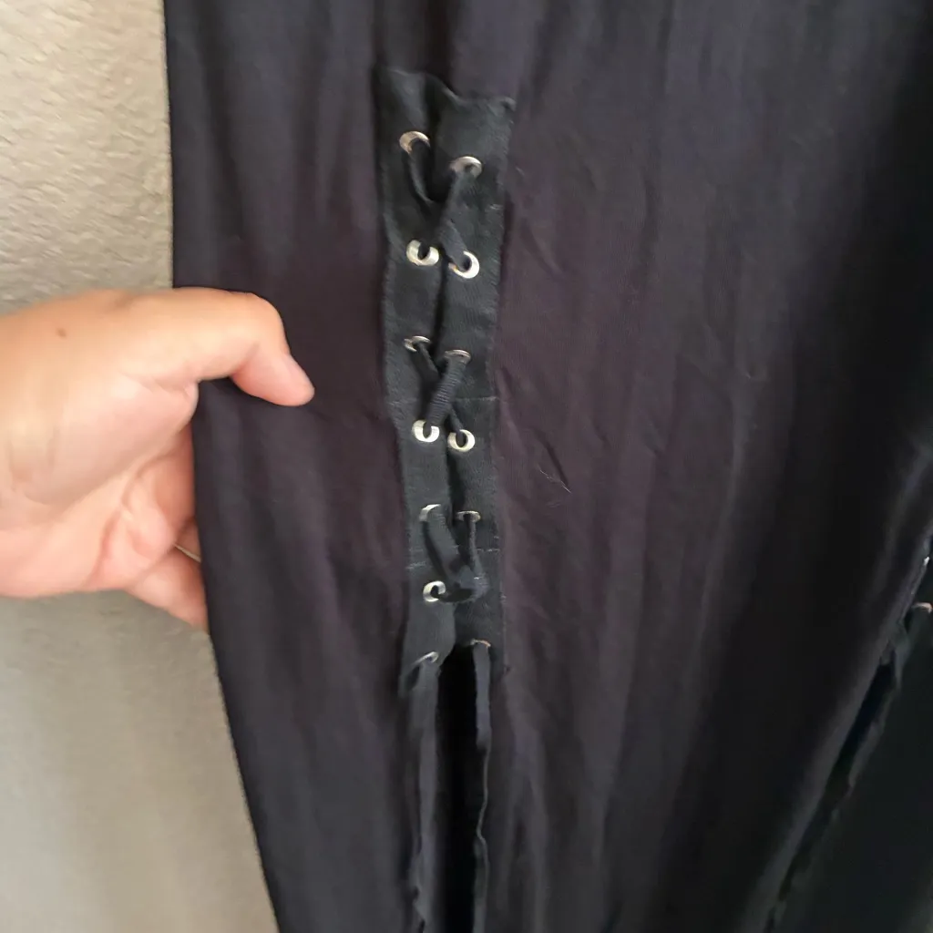 🆕ROMWE Black Contrast Mesh Lace Up Front Split Thigh Cami Dress L🆕 - Image 8