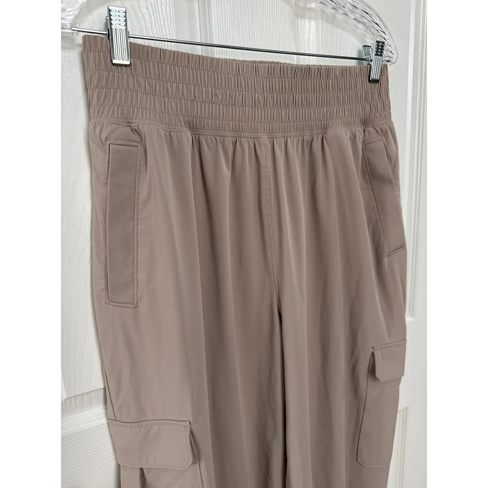 Abercrombie YPB Deep Motion Tek Cargo Jogger Pants Ultra High Rise large - Image 13