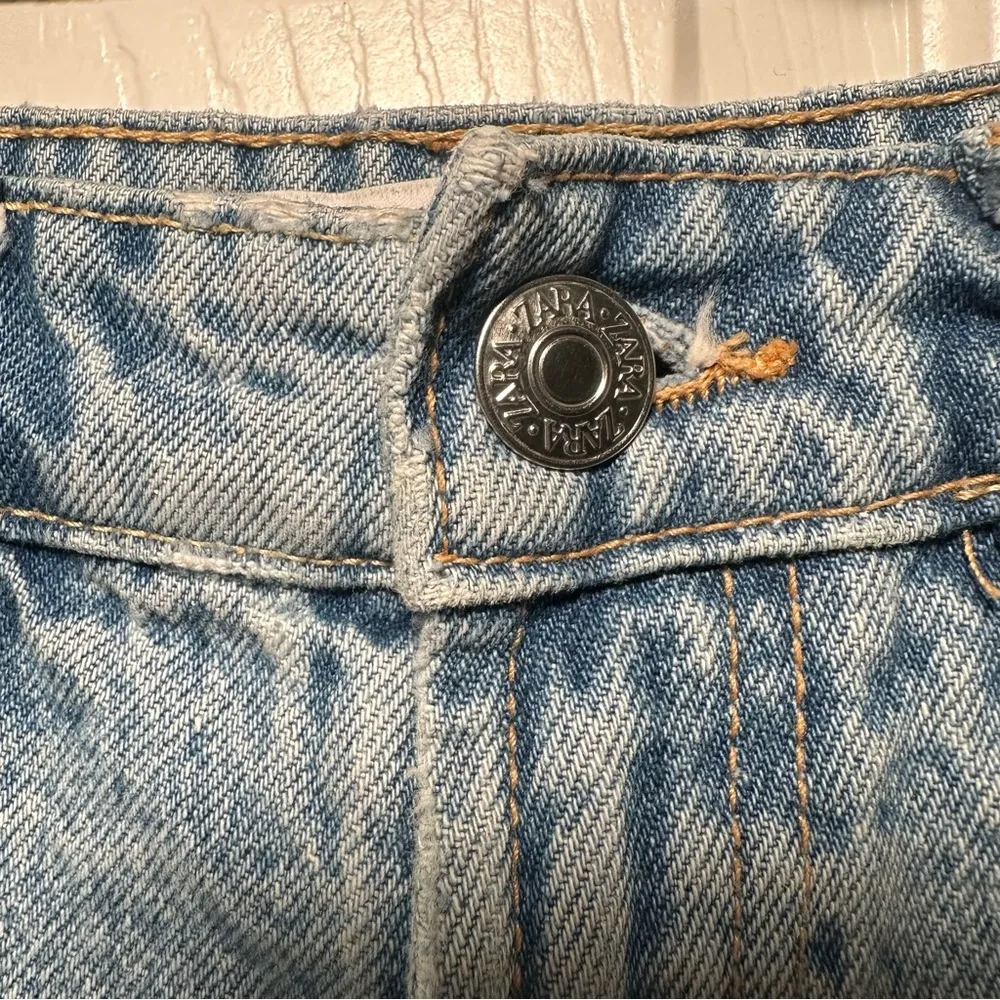 Zara Blue Jean Shorts Distressed Vintage Style 0 - Image 3