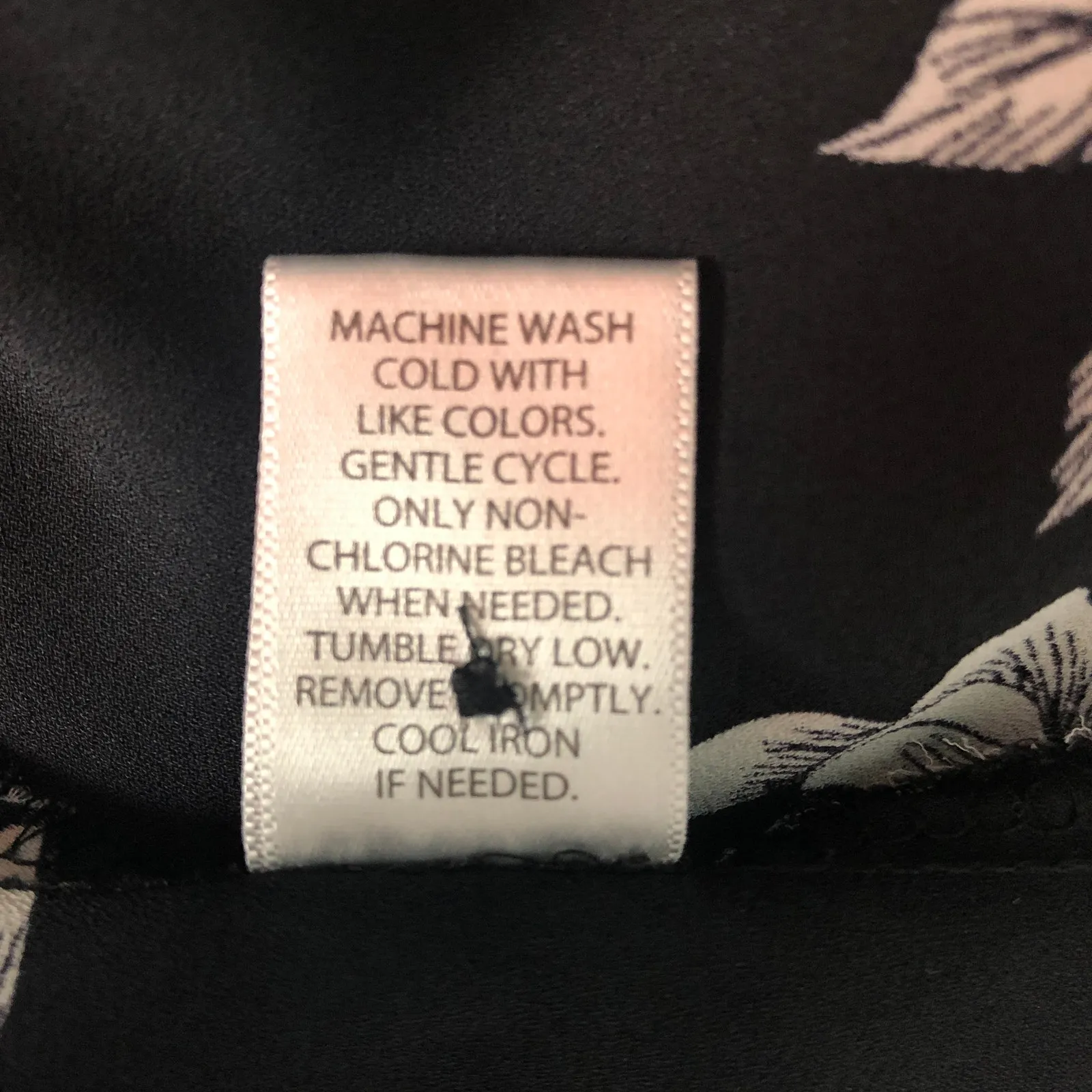 Candie's Floral Black Button Front Chiffon Blouse Size XS - Image 10