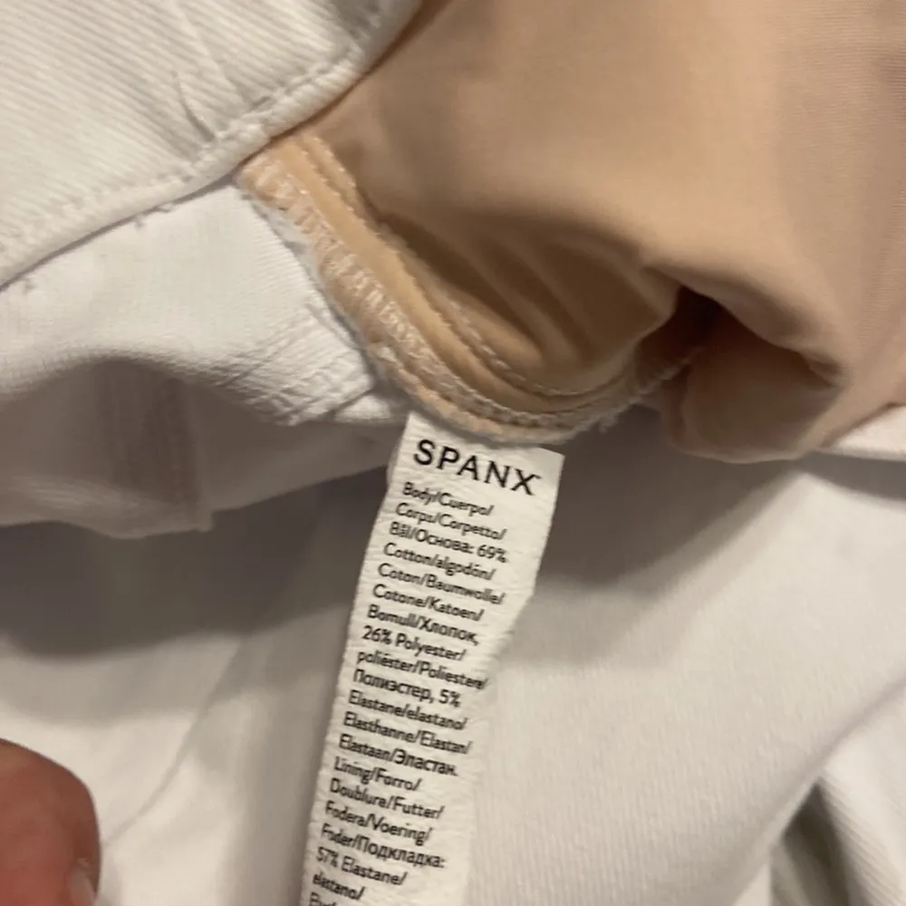 SPANX WOMENS WHITE JEANS SIZE 26 INSEAM 29”COLOR WHITE SEE ALL PHOTOS - Image 6