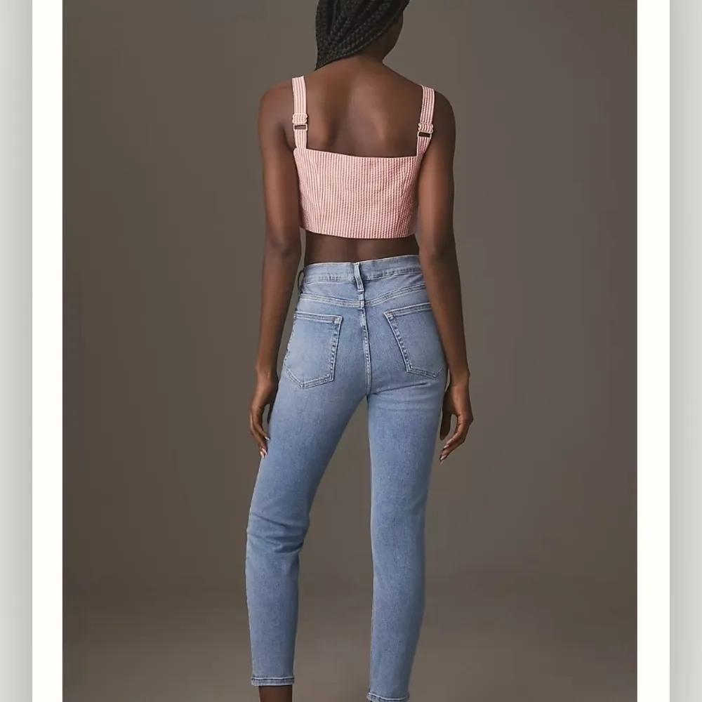 FRAME Le High Skinny High-Rise Jeans. Color Light Wash Size 31. - Image 2