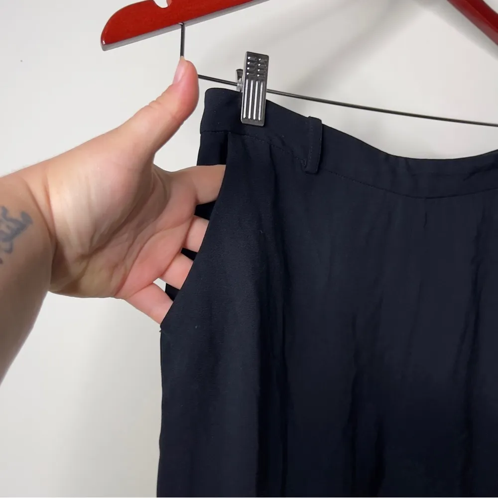 MM Lafleur black cropped pants sz 4 - Image 4