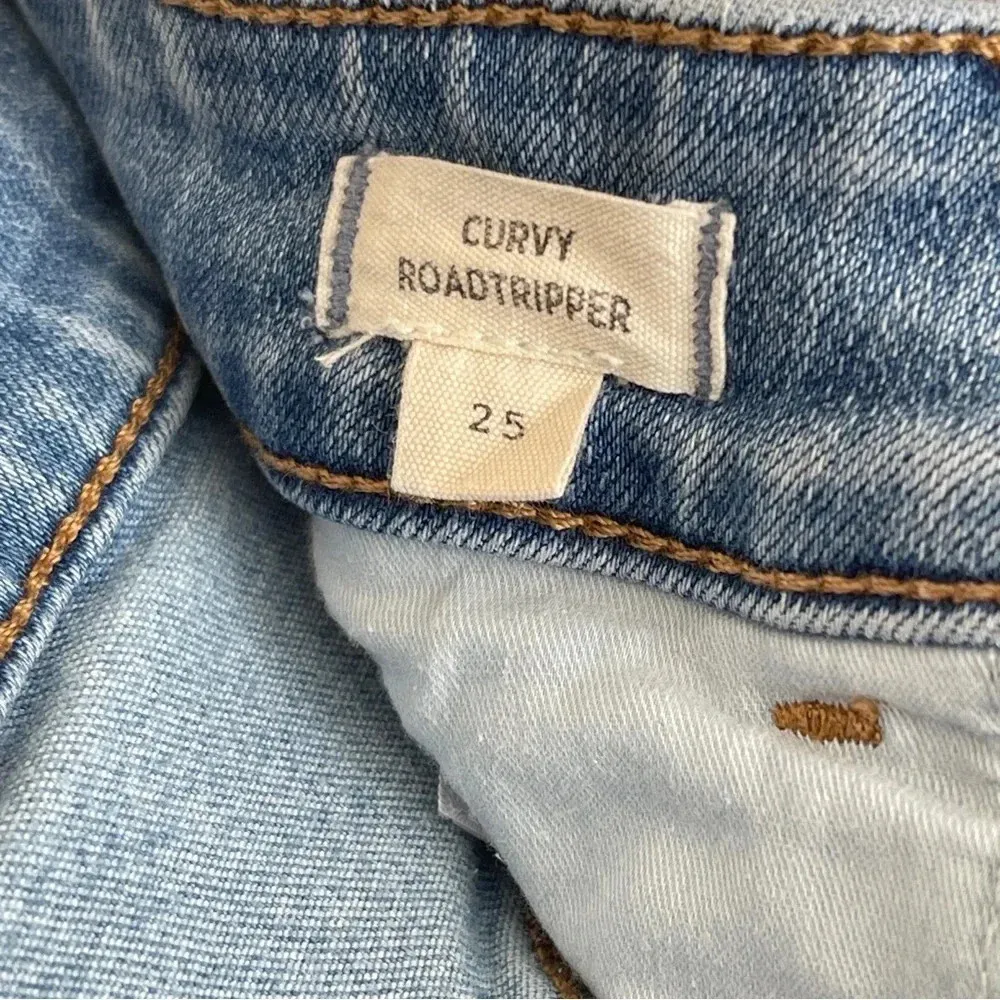 Madewell Curvy Roadtripper Jeans Women's Sz 25 in Benton Wash: Knee-Rip Edition - Image 6