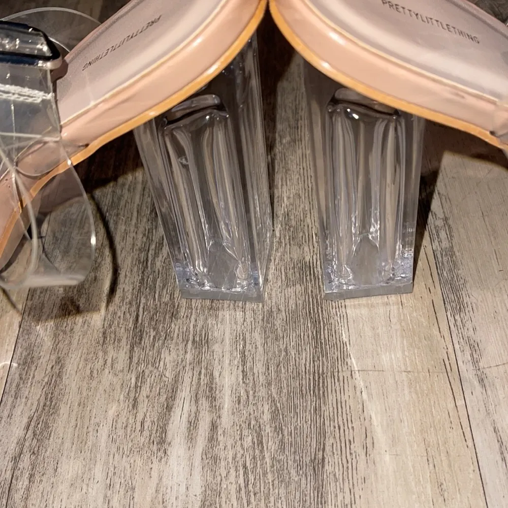 Sale! 🔥🔥🔥 Pretty Little Thing Clear Heeled Sandals with Ankle Strap Sz 8 - Image 3