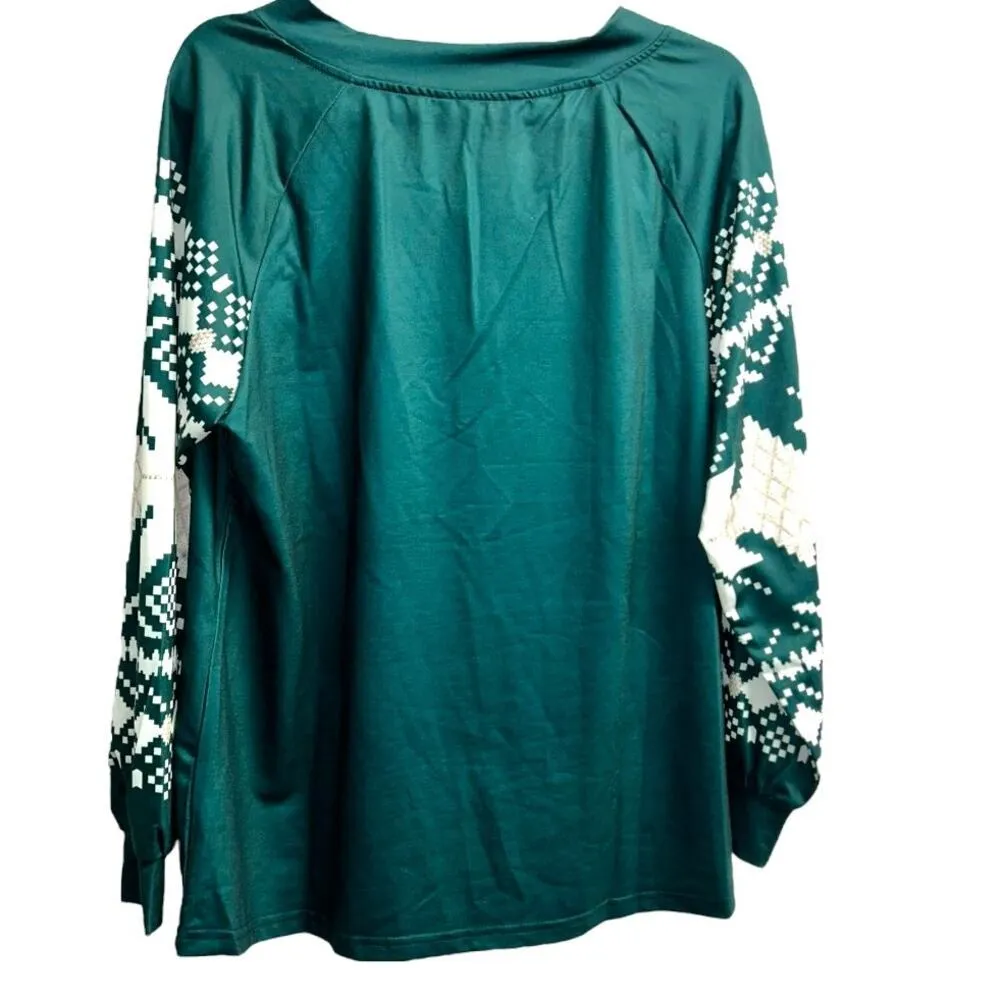 BLOOMCHIC Green With White Geometric Design Lightweight Top Size 10 - Image 2