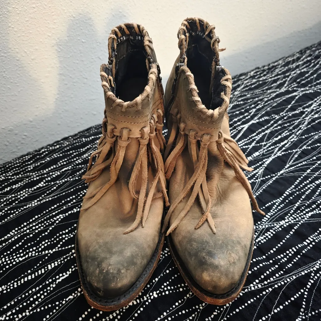 Liberty Black Alice Fringe Ankle Boots Size 8.5 Brown Leather Western Cowgirl - Image 5