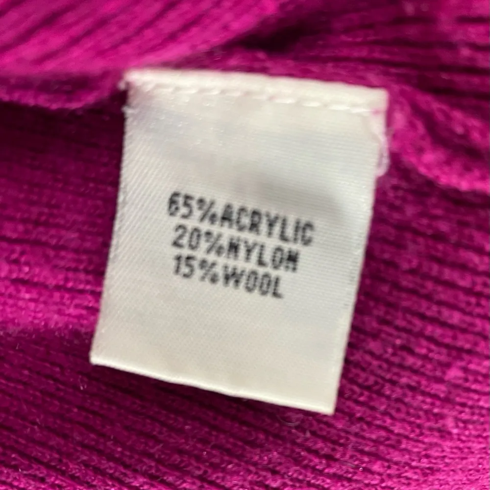 Kenneth Cole New York Women’s M Magenta Cowl Neck Quarter Faux Button Sleeve Top Pink Size M - Image 5