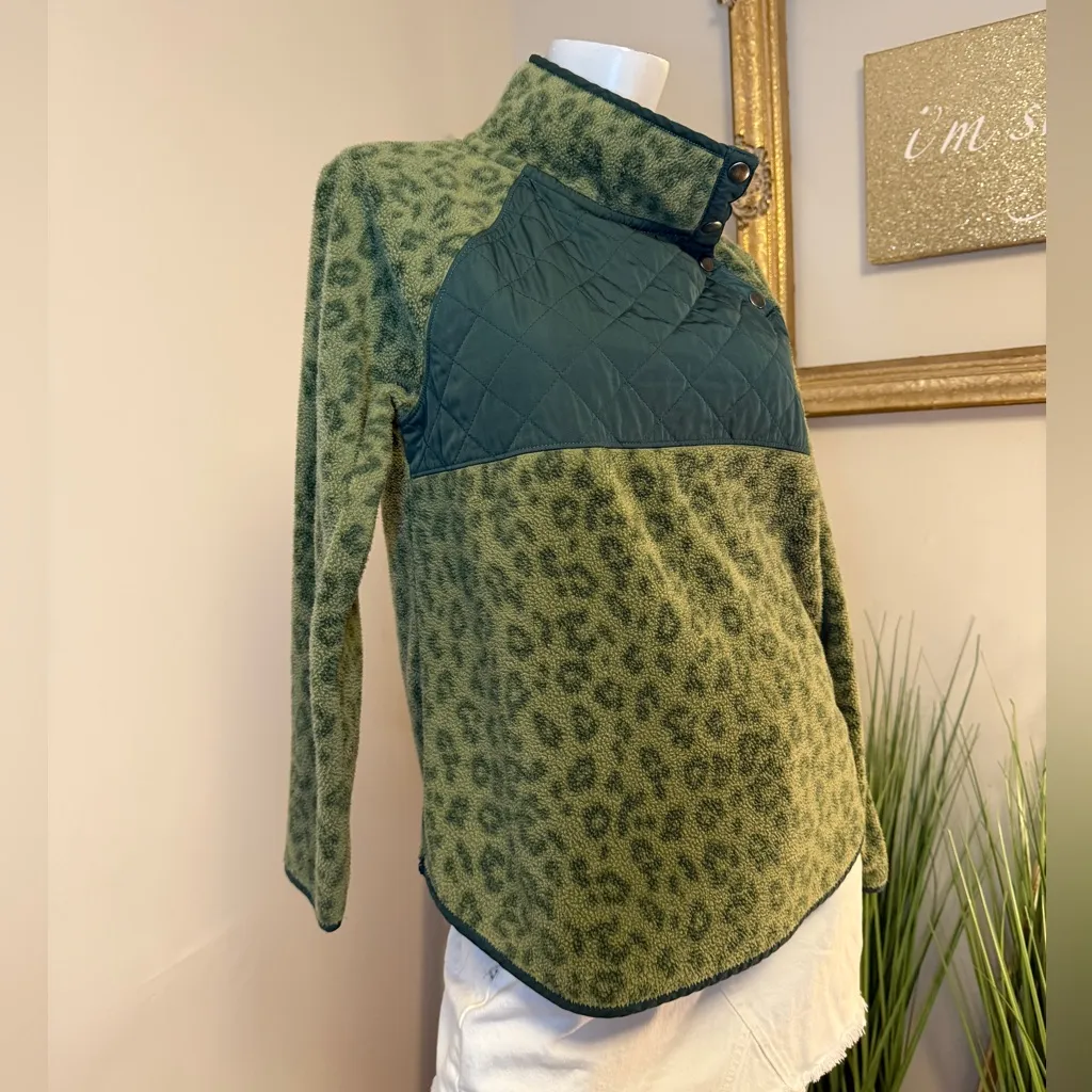 J Crew Jacket Green Leopard Print Fleece Sherpa Pullover Button Top Small - Image 3