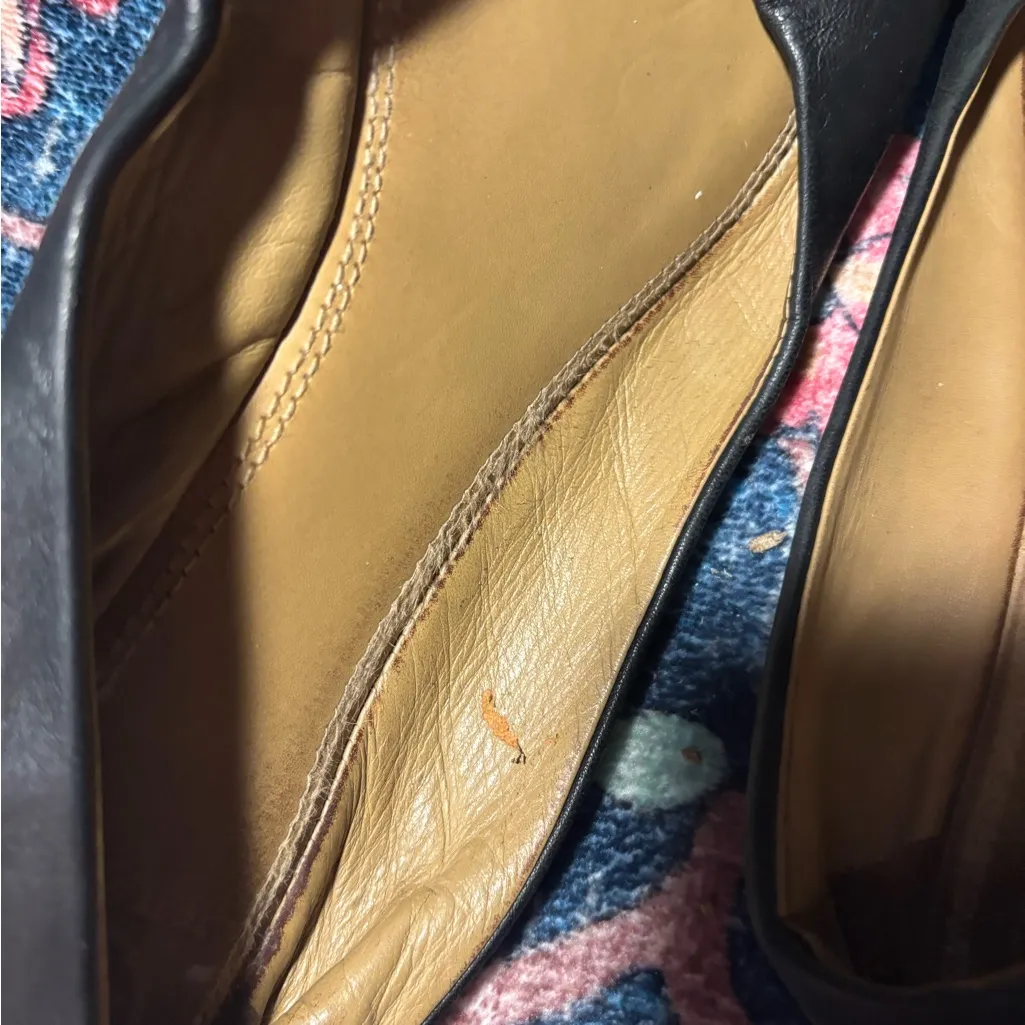 Tory Burch Black and Tan flats with Gold Emblem - Image 6