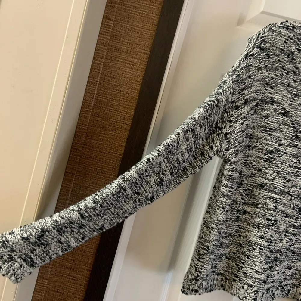 Garage Black/White Scoop Neck Cropped Sweater S - Image 4