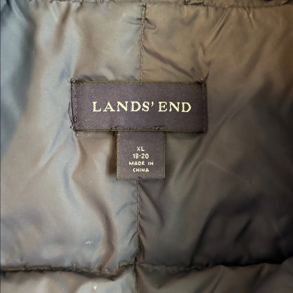 Lands End Puffer Vest Size XL - Image 6