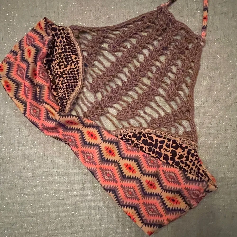 Acacia Bikini‎ Top - Image 5