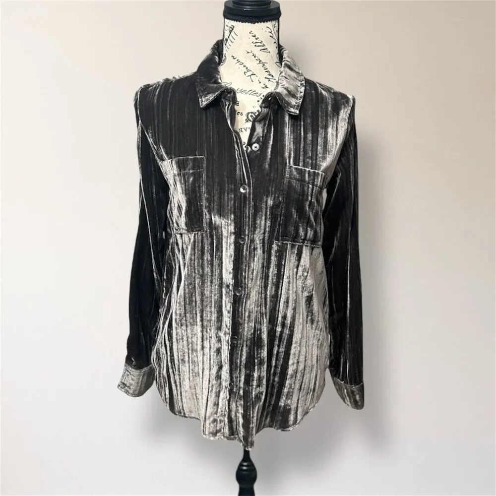 New Splendid XS Black Velvet Button Down Shirt Long Sleeve Pockets Gothic Luxe - Image 3