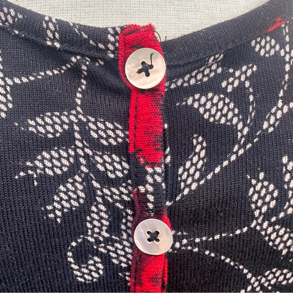 VENUS Red and Black Buttoned Long Sleeve Top - Image 11