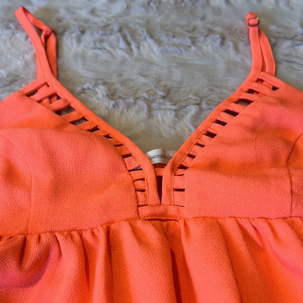 Cute coral top - Image 5